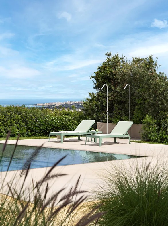 Fiberglass sunlounger  – Ghế hồ bơi cao cấp, bền đẹp cho khách sạn & resort