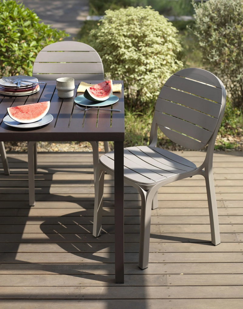 outdoor-chair-pool-chair-garden-chair-for-hotel-resort-cafe-bar